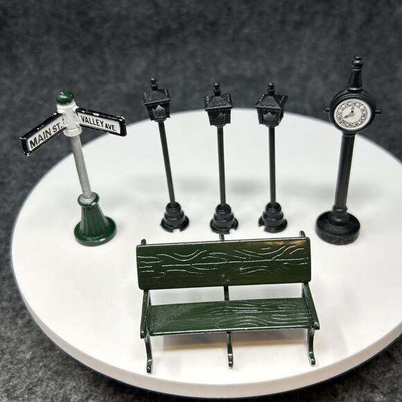 Vintage Mini Metal Christmas Village Accessories 6Pc Bench Lamp Post Street Sign - Picture 2 of 15